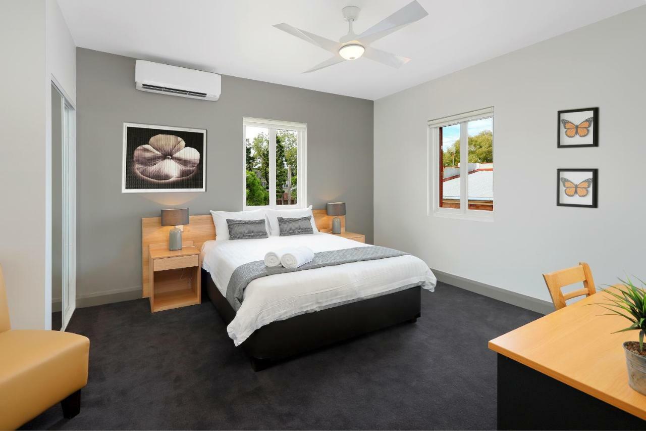 Kingsgrove Hotel シドニー エクステリア 写真
